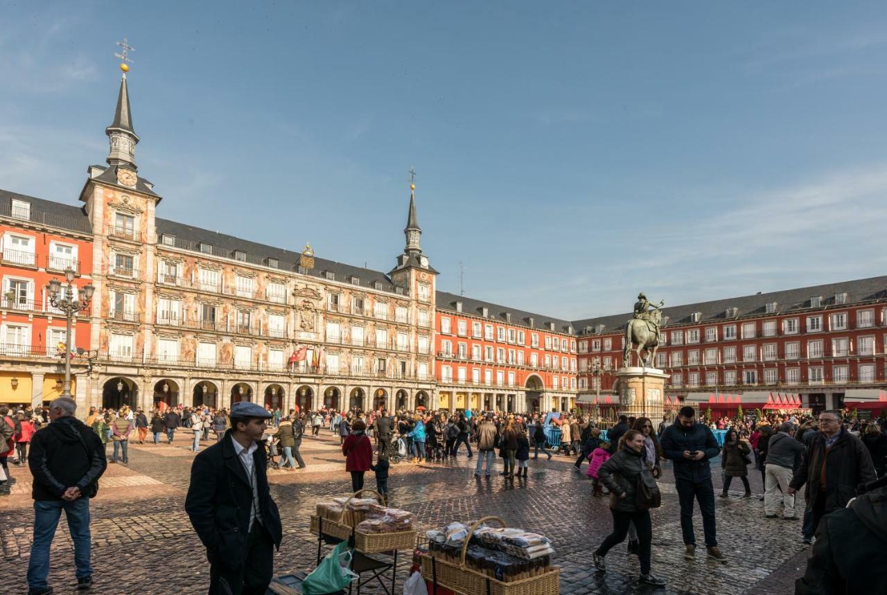 Apartamentos En Sol, Madrid Centro Eksteriør bilde